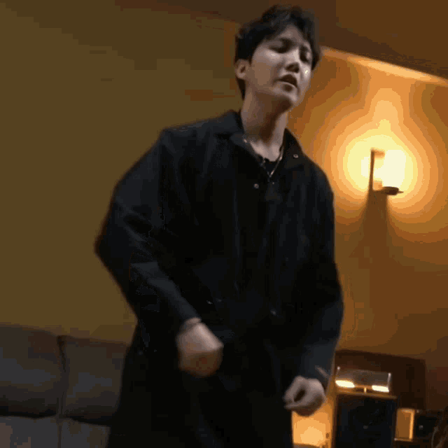 Koobifans Hoseok GIF