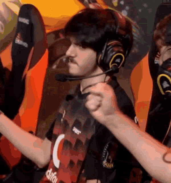 Kux Kuxir GIF