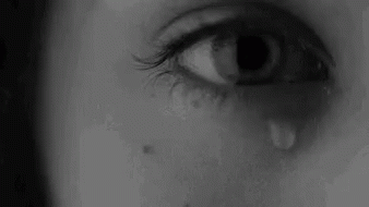 Lagrima De Mujer Por Sufrir GIF