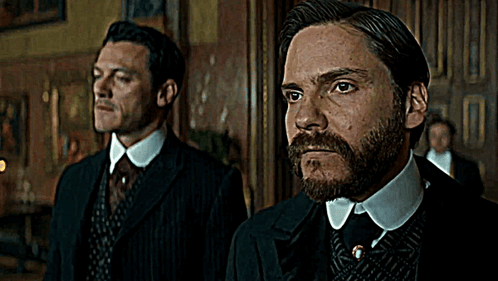 Laszlo Kreizler John Moore GIF. This 498 x 281 animated GIF is part of our luke evans collection. Related themes include smile. Created by LT_Tombstone_77…