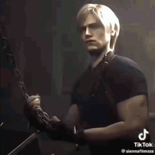 Leon Kennedy GIF. This 498 x 498 animated GIF is part of our shomba collection. Created by ver3. View the original animation, share it, or browse related…