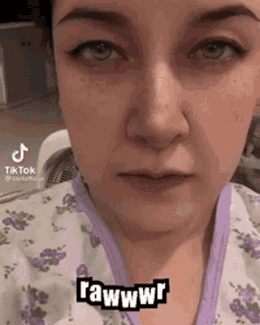 Lilet Esteban GIF