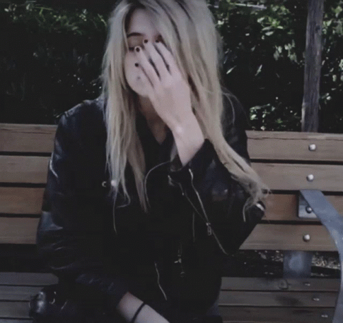 Linda Menina GIF