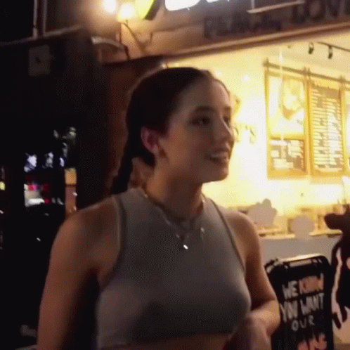 Linda Morena GIF
