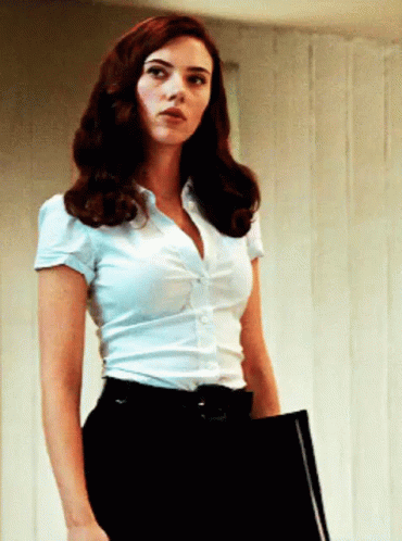 Linda Scarlett Johansson GIF. This 370 x 498 animated GIF is part of our scarlett johansson iron man 2 collection. Created by PENNYQUIM. View the original…