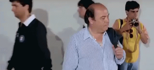 Lino Banfi Oronzo Canà Bomber Top Player Ciao Saluto Salutare Saluti Buongiorno Mister GIF. This 498 x 227 animated GIF is part of our lino banfi…