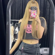 Lisa Cute Lisa Backstage GIF