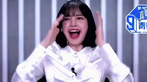 Lisa Oprah GIF