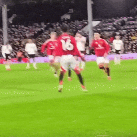 Lisandro Martinez Amad GIF