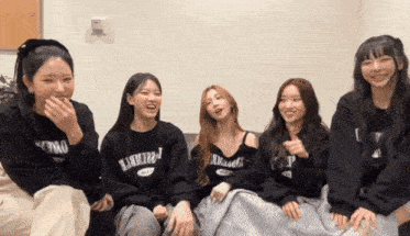Loossemble Kim Hyunjin GIF