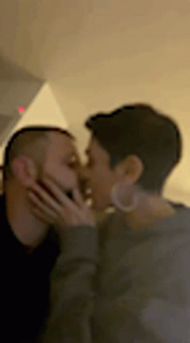 Lovecute Kiss GIF