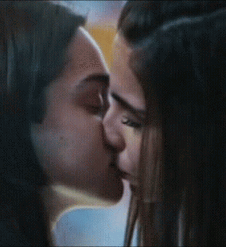 Luciale 100días Para Enamorarnos GIF