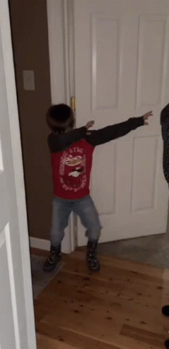 Makii Irl Makii GIF
