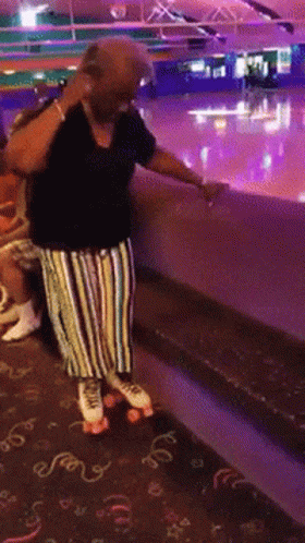 Marajestee Teebelair GIF. This 280 x 498 animated GIF is part of our roller skating collection. Created by Marajestee. View the original animation, share…