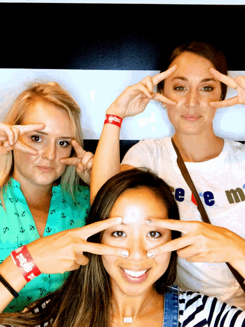 Marielle Groovy GIF