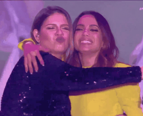 Marilia Marilia Mendonça GIF