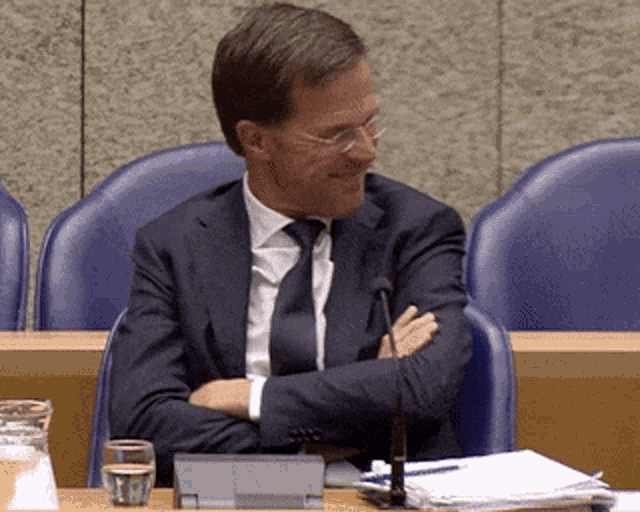 Mark Rutte GIF