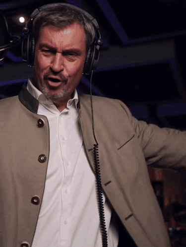 Markus Söder Schlager GIF