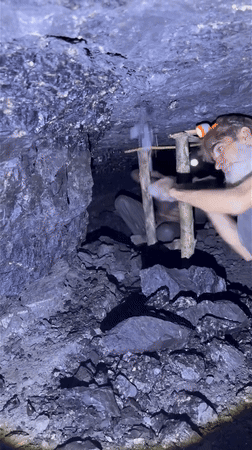 Mining Pakistani GIF