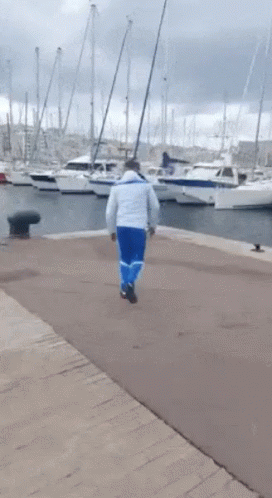 Mohamed Henni GIF