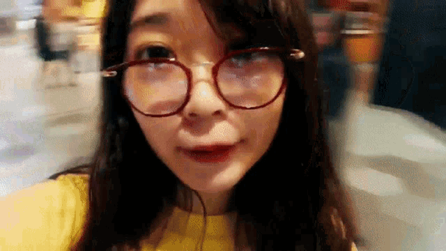Moominchan Luna Lorrain GIF