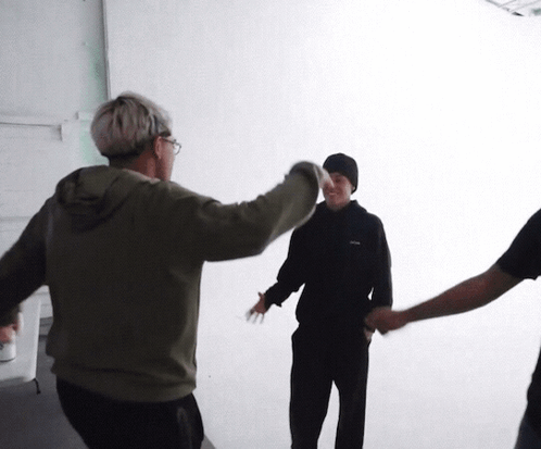 N3on Ethan Cutkosky GIF