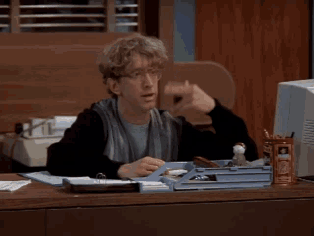 Newsradio Mnewsradio GIF