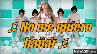 Niña Cochina No Se Quiere Bañar GIF
