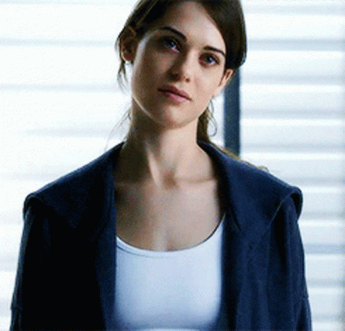 Nikita Alex Nikita GIF. This 498 x 477 animated GIF is part of our lyndsy fonseca collection. Created by arielakayuri. View the original animation, share…