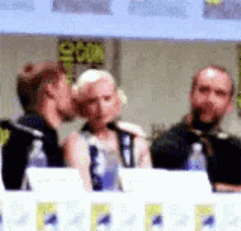 Nikolaj Coster Waldau Gwendoline Christie GIF