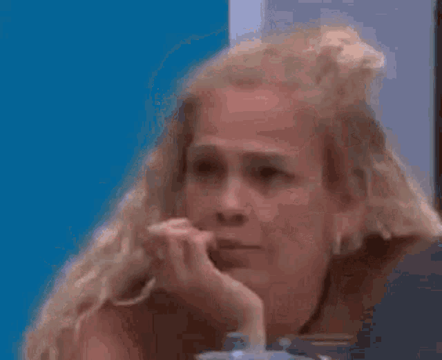 Niurka Lacasadelosfamosos2 GIF