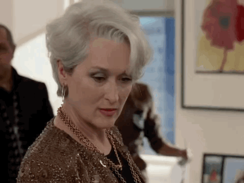 Ogwlz Miranda GIF. This 498 x 374 animated GIF is part of our miranda priestly collection. Related themes include staring. Created by Wizzy2032. View the…