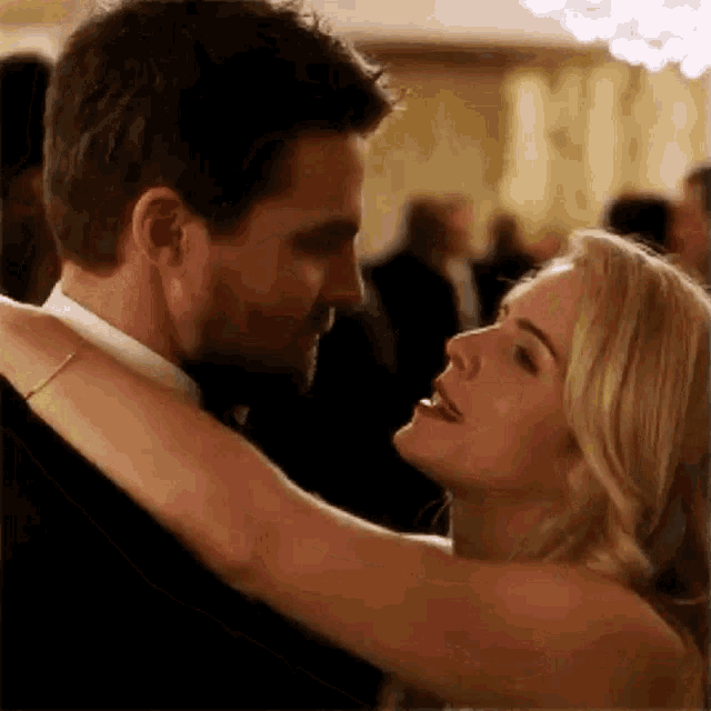 Olicity Oliver And Felicity GIF