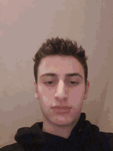 Oui Nods GIF