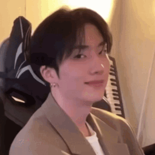 P1harmony Piwon GIF