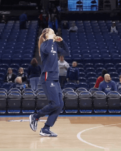Paige Bueckers Uconn GIF
