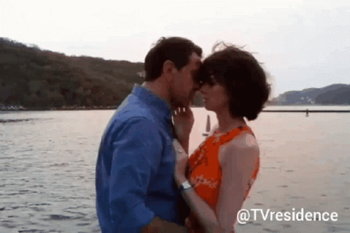 Paz Vega Cuna De Lobos GIF
