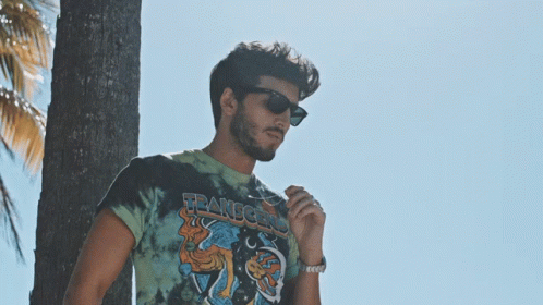 Persignarse Sebastian Yatra GIF. This 498 x 280 animated GIF is part of our persignarse collection. Created by SebastianYatra. View the original animation…
