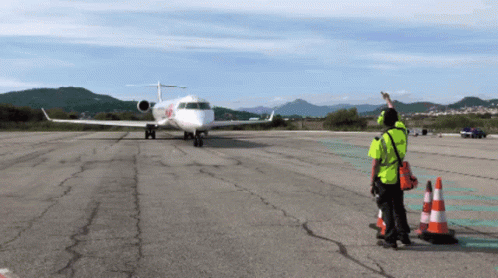 Plane Hyeres GIF