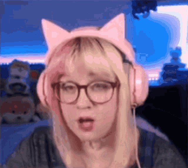 Purplecoffins Lara Darkwood GIF