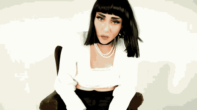 Qveen Herby Qveen GIF