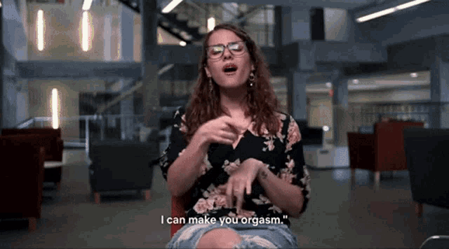 Renate Deaf U GIF