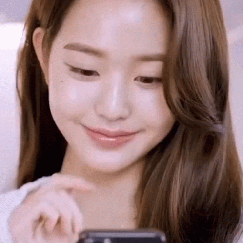 Renezhuo Wonyoung GIF