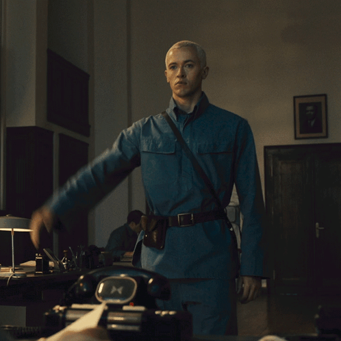 Reporting For Duty Coriolanus Snow GIF. This 498 x 498 animated GIF is part of our hunger games salute collection. Related themes include salute. Created by…