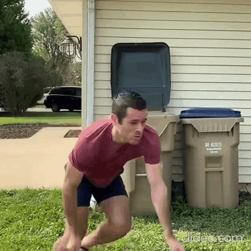 Reverse Trash GIF. This 498 x 498 animated GIF is part of our taking out the trash collection. Created by eechirfewd. View the original animation, share it…