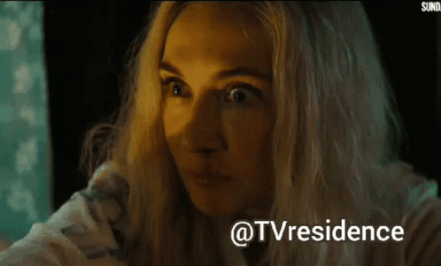 Saar Niragire GIF. This 498 x 301 animated GIF is part of our carice van houten collection. Related themes include red. Created by Severine18. View the…
