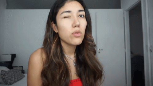 Sacar La Lengua Guiño GIF