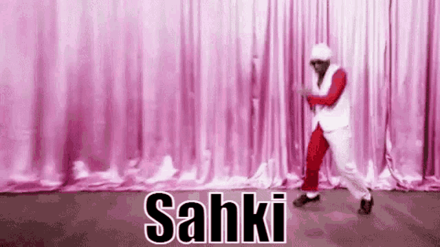 Sahki Tyler GIF