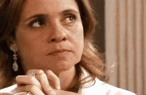 Sai Pra Lá Assombração / Carminha / Nojinho / Nojo GIF