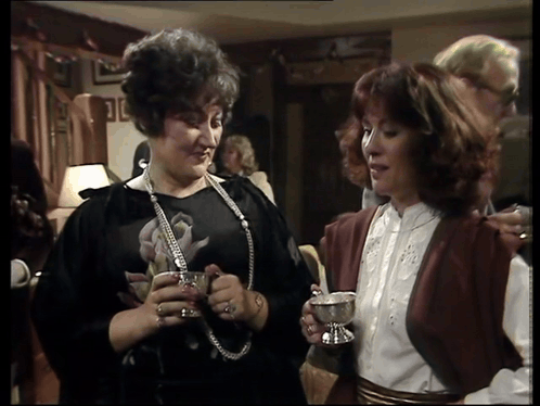 Sarah Jane Smith Doctor Who GIF